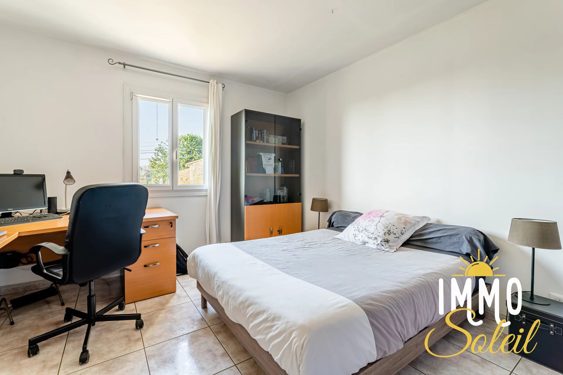 VILLA TYPE 4 + T2 CEYRESTE