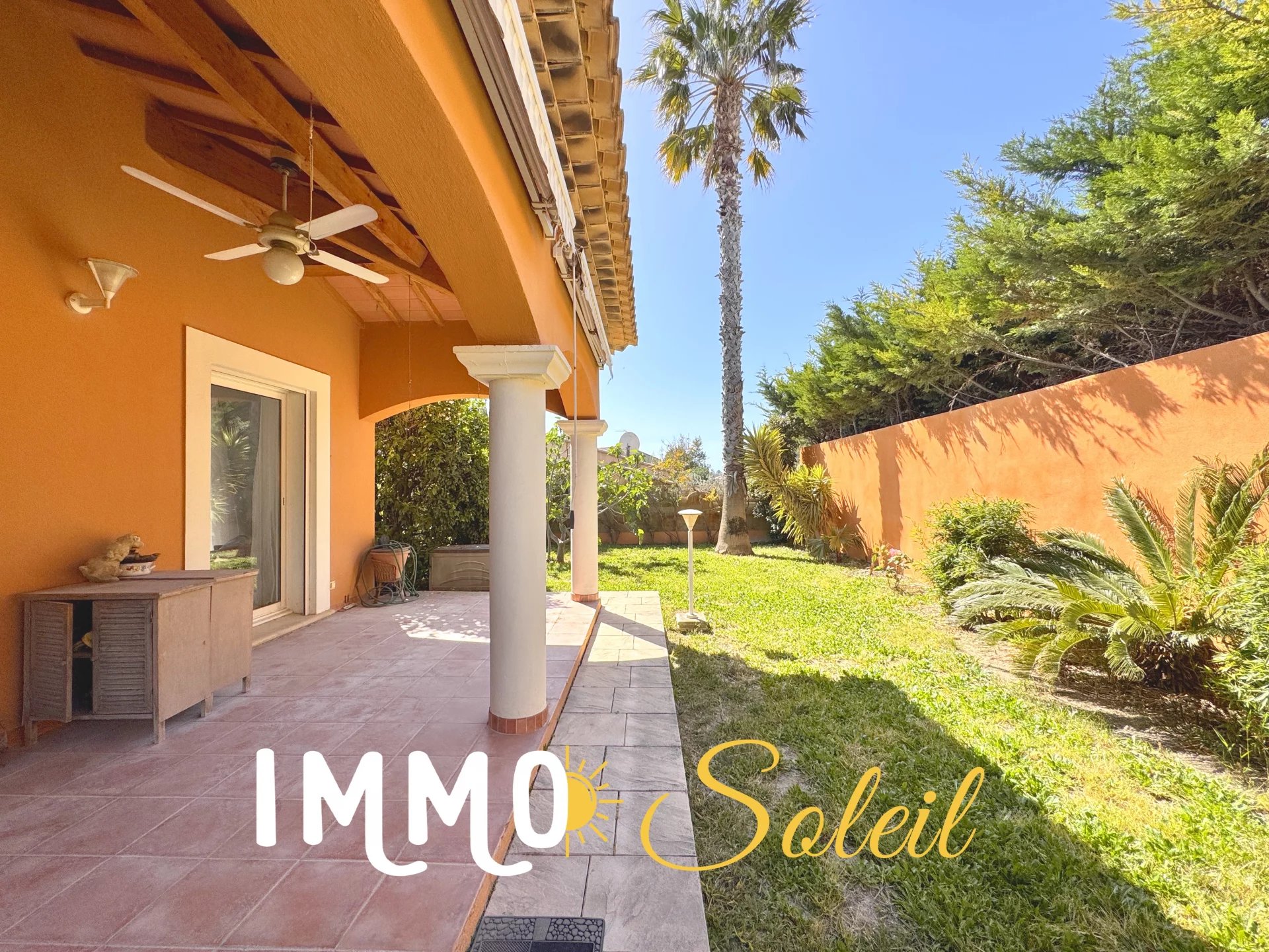 VILLA ST CYR AVEC GARAGE