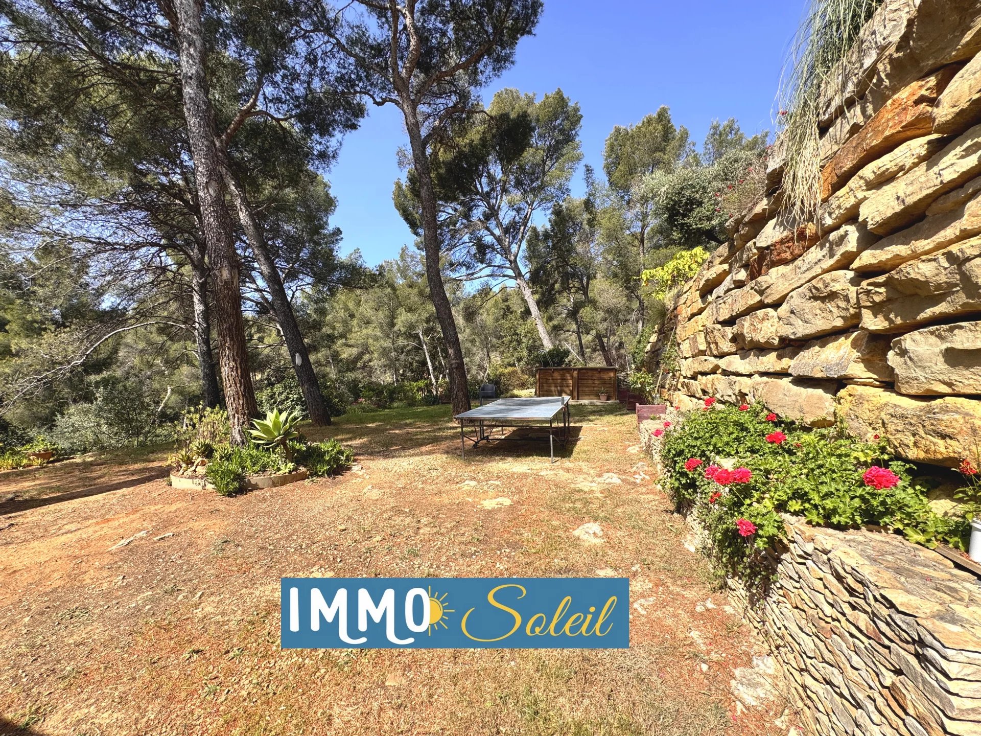 PROPRIÉTÉ DE 2 MAISONS