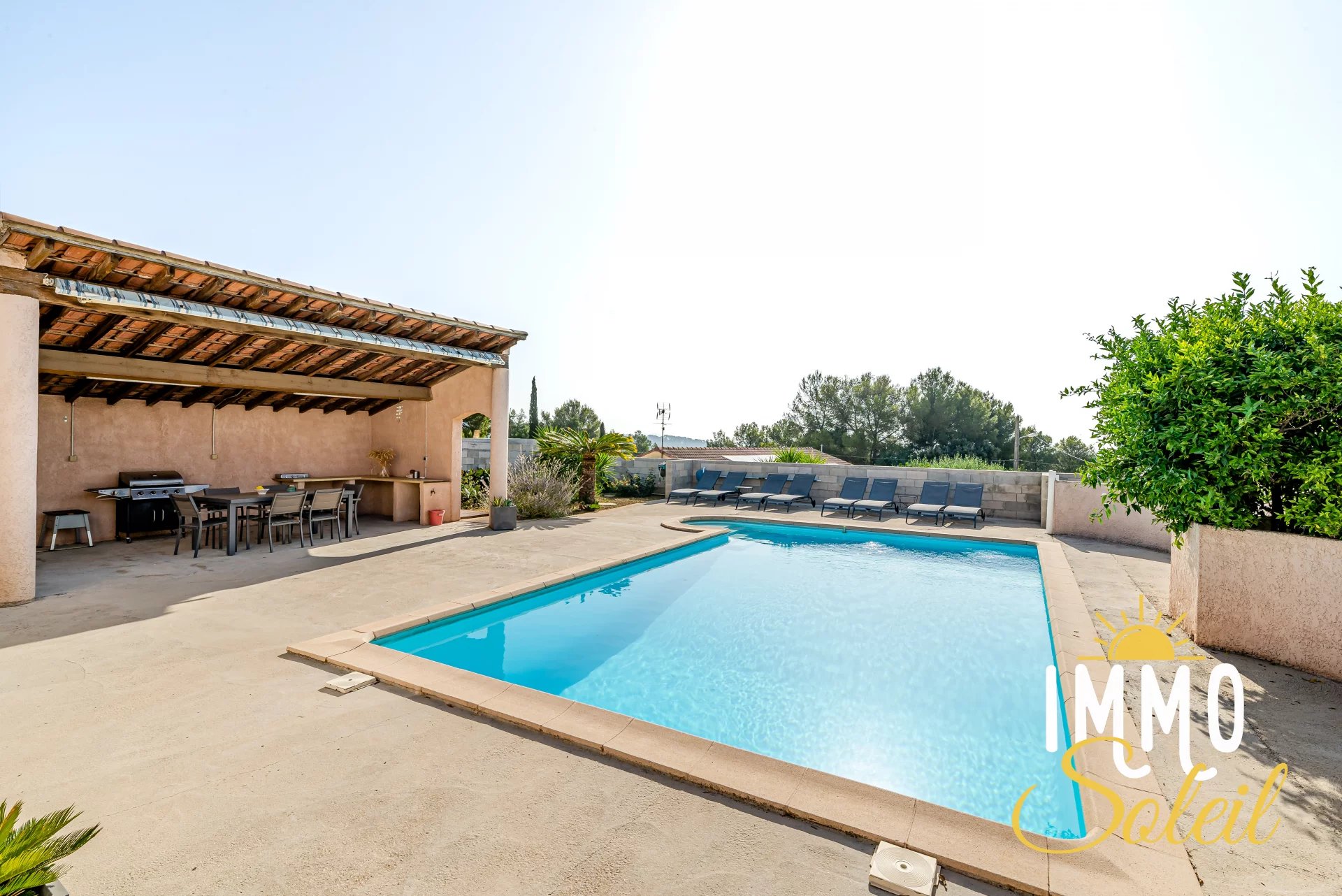 VILLA TYPE 4 + T2 CEYRESTE