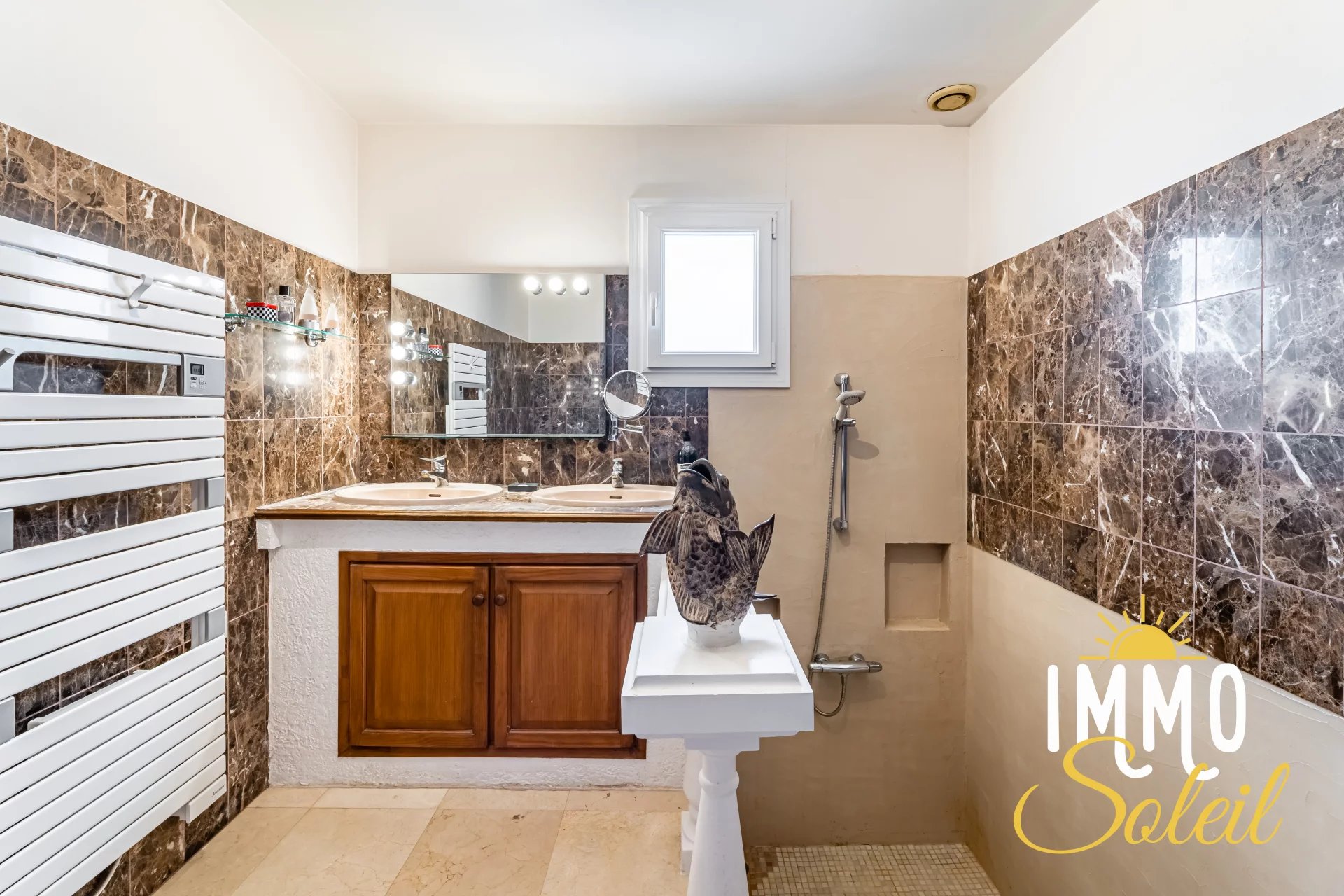 VILLA TYPE 4 + T2 CEYRESTE